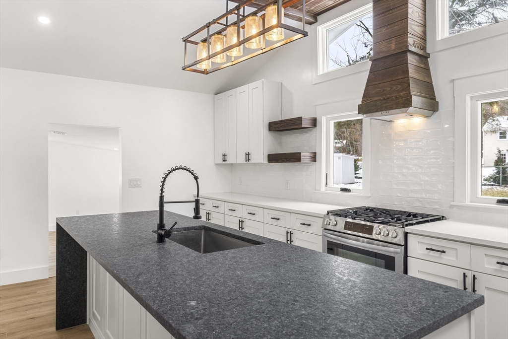 8 Travis Road Holliston, MA 01746 - Photo 3 of 35 Gallery Image 3