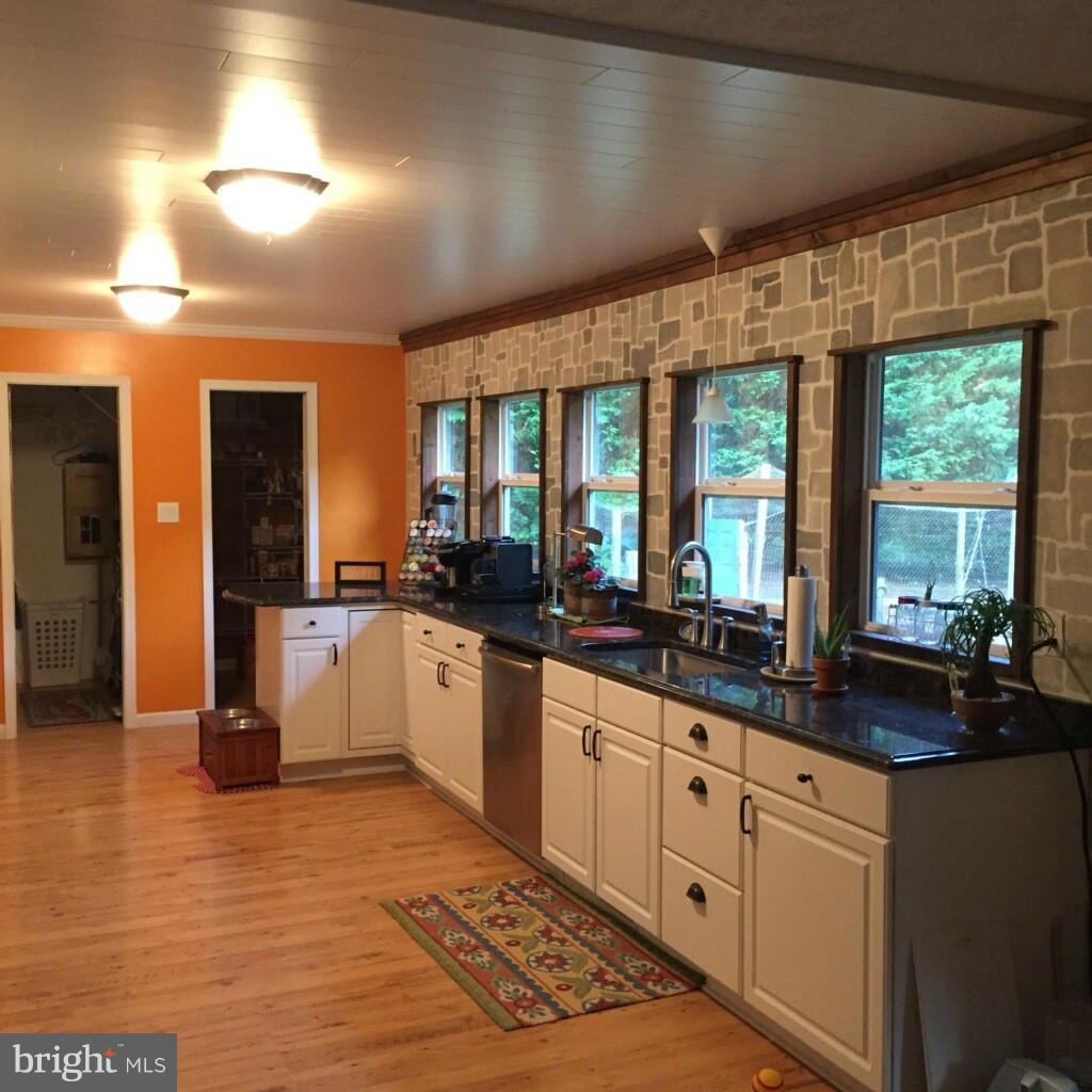 15190 Norman Road Culpeper, VA 22701 - Photo 8 of 30 Kitchen