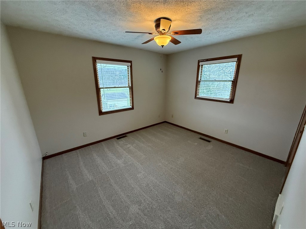 2286 Stonecreek Road New Philadelphia, OH 44663 - Photo 11 of 35