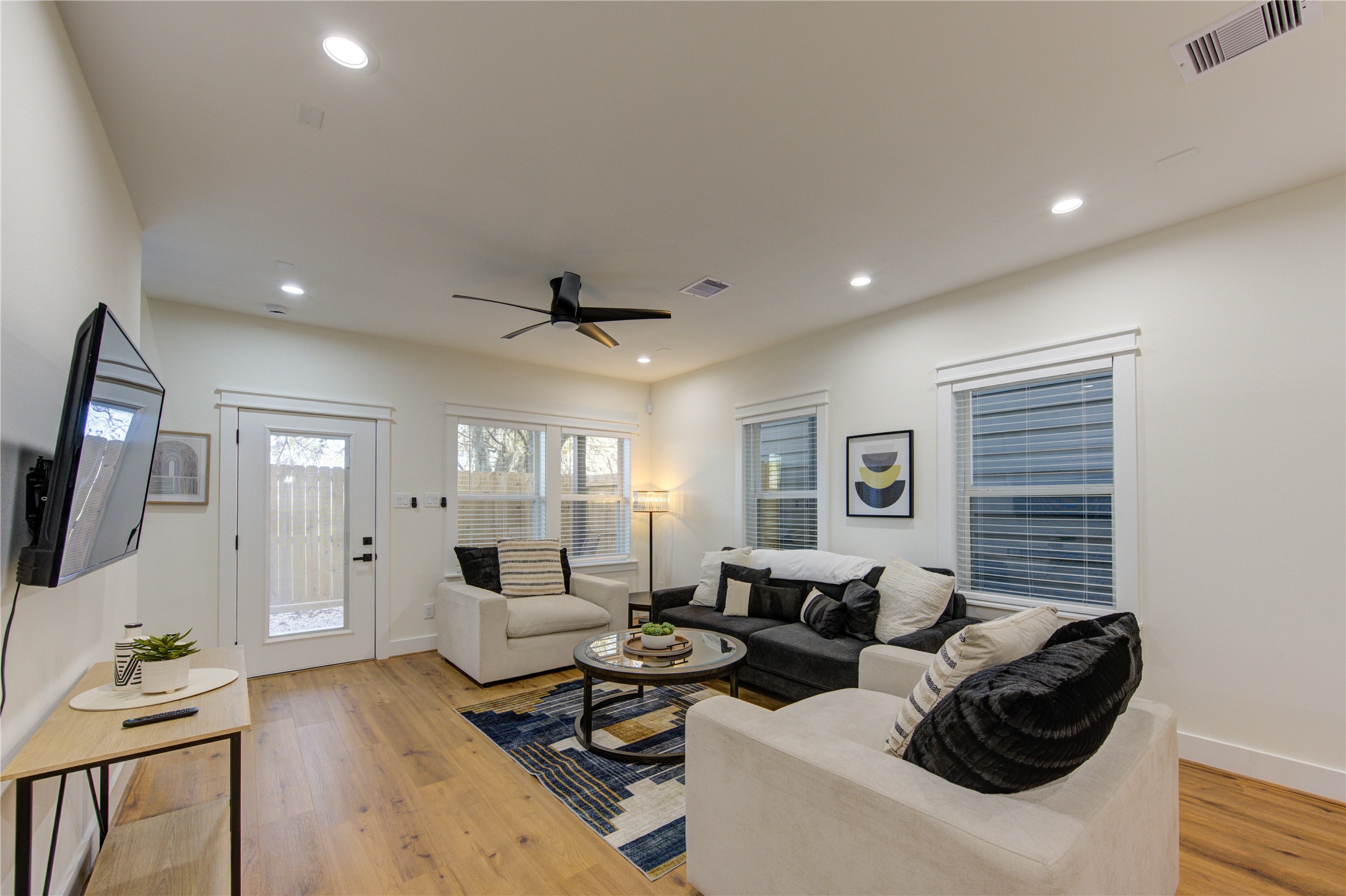 3406 Garapan Street, Unit A Houston, TX 77091 - Photo 20 of 44 a living room with furniture