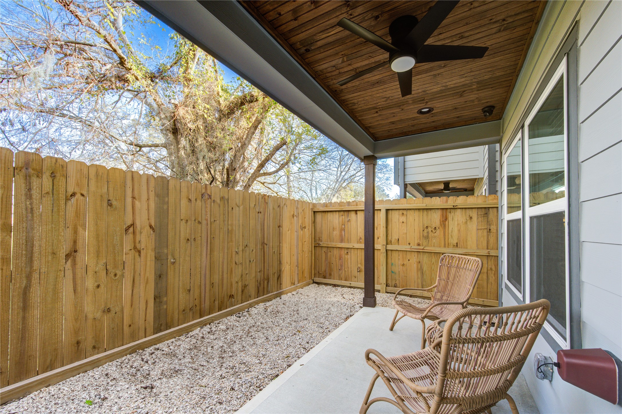 3406 Garapan Street, Unit A Houston, TX 77091 - Photo 43 of 44 a room with table and chair