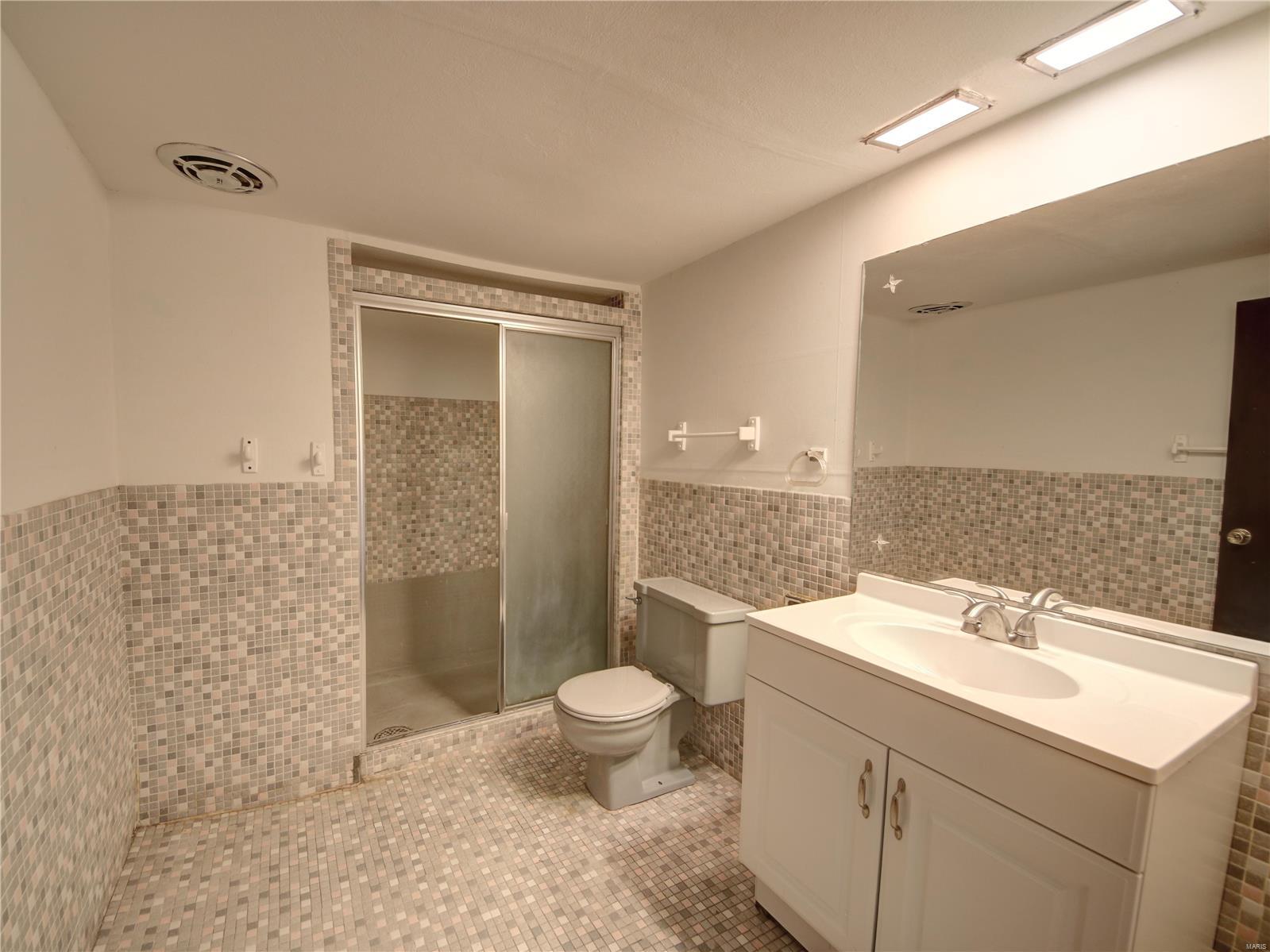 3330 Cavan Drive St. Ann, MO 63074 - Photo 12 of 15