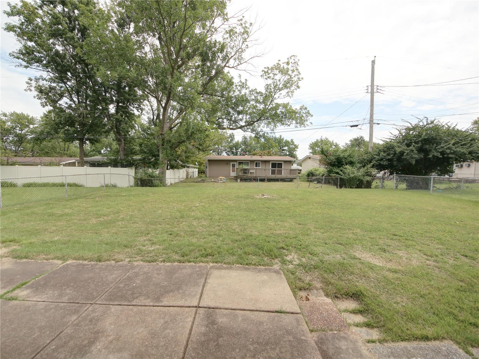 3330 Cavan Drive St. Ann, MO 63074 - Photo 15 of 15