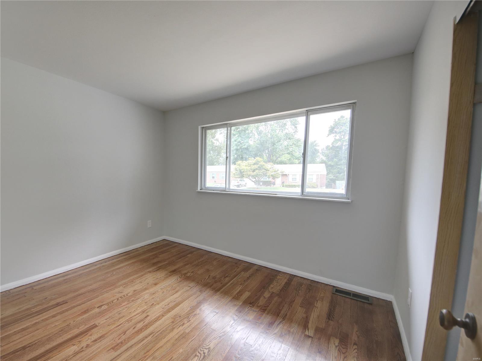 3330 Cavan Drive St. Ann, MO 63074 - Photo 10 of 15