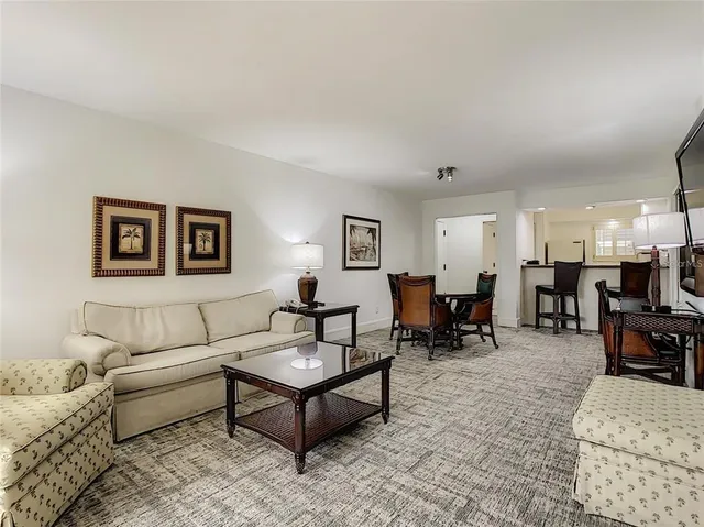 $2,000 | 4786 Foxhunt Drive, Unit 717, Wesley Chapel, FL 33543