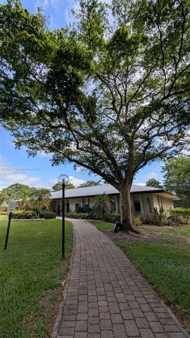 $110,000 | 6080 Northwest 44th Street, Unit 305, Lauderhill, FL 33319