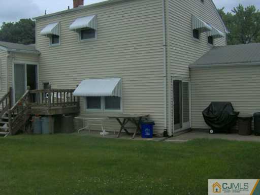 162 Winding Road Iselin, NJ 08830 - Photo 7 of 8 Gallery Image 7
