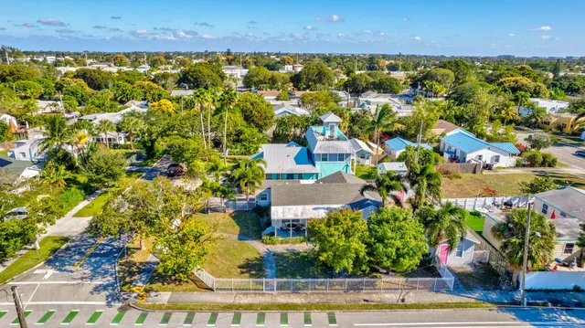 $650,000 | 736 Rockland Drive, West Palm Beach, FL 33405