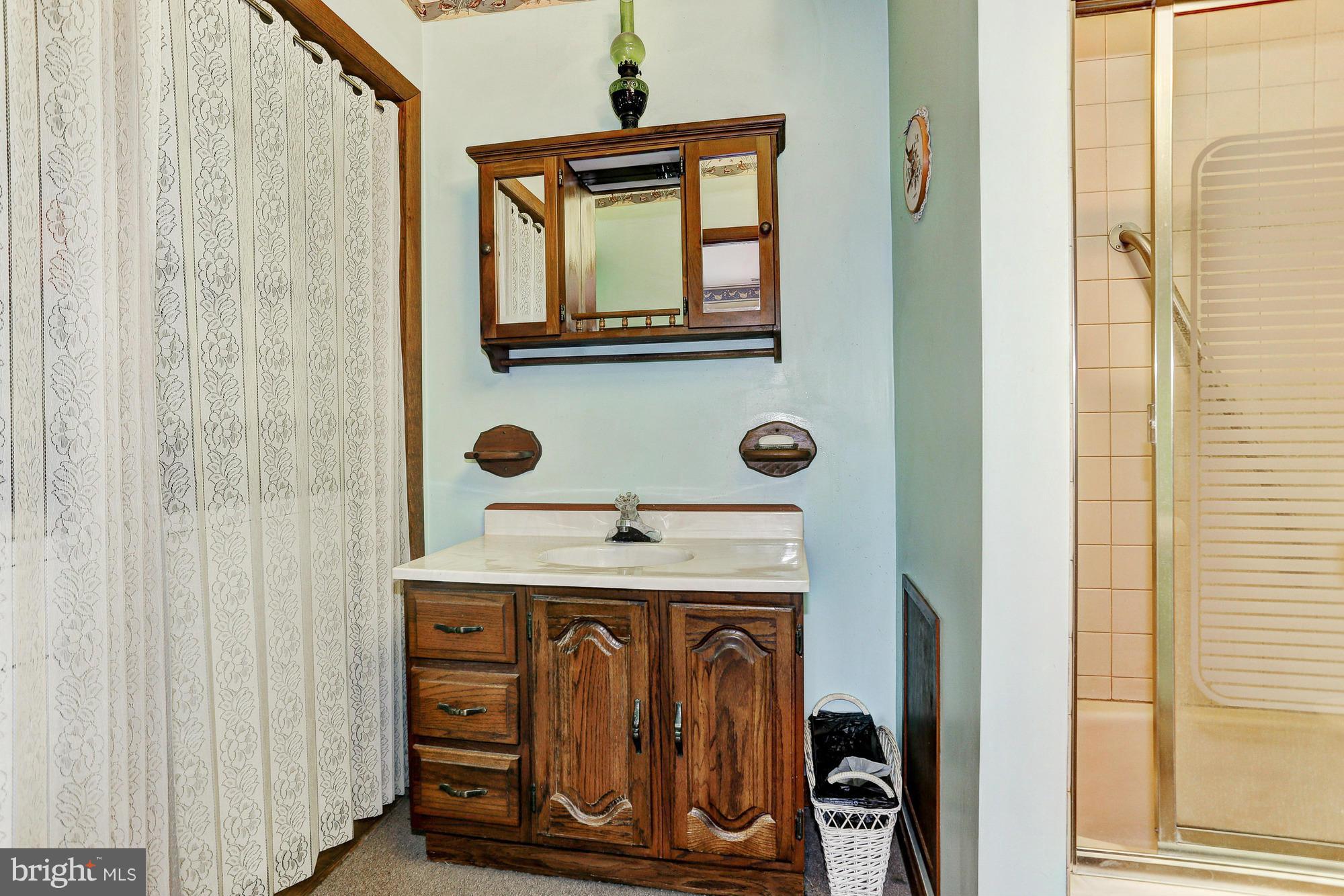 929 Bowleys Quarters Road Baltimore, MD 21220 - Photo 13 of 18 Bath