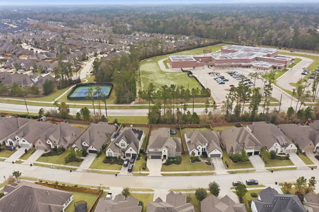 $699,900 | 4242 Orchard Pass Drive, Spring, TX 77386