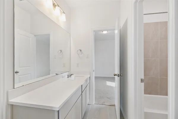 $377,990 | 21119 Sunlight Grv Drive, Rosharon, TX 77583