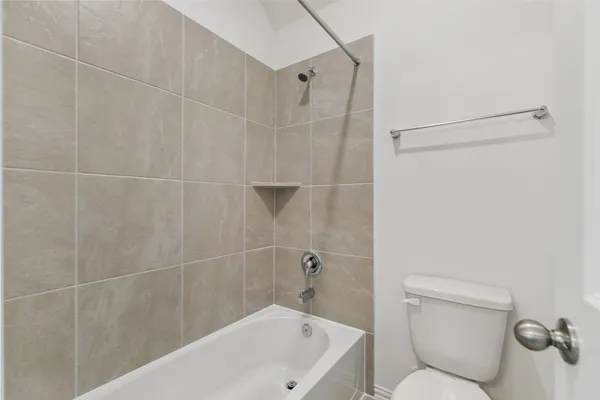 $377,990 | 21119 Sunlight Grv Drive, Rosharon, TX 77583