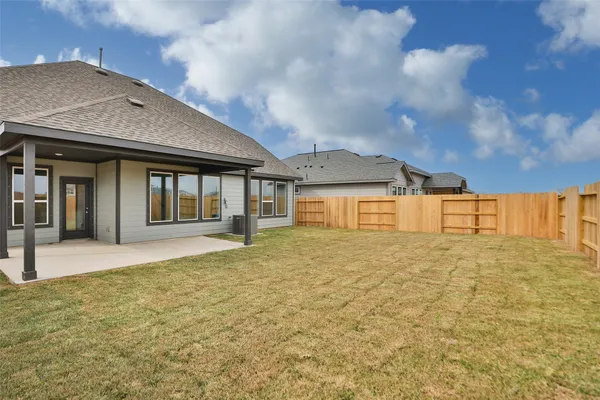$377,990 | 21119 Sunlight Grv Drive, Rosharon, TX 77583