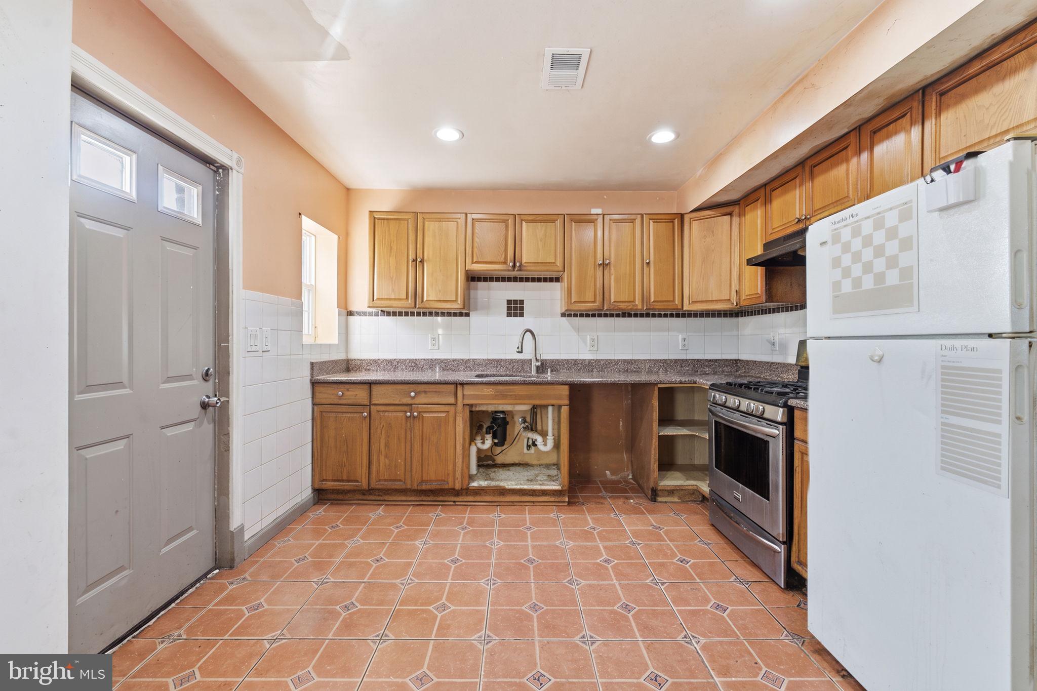 8039 New Riggs Road Hyattsville, MD 20783 - Photo 12 of 49 Gallery Image 12