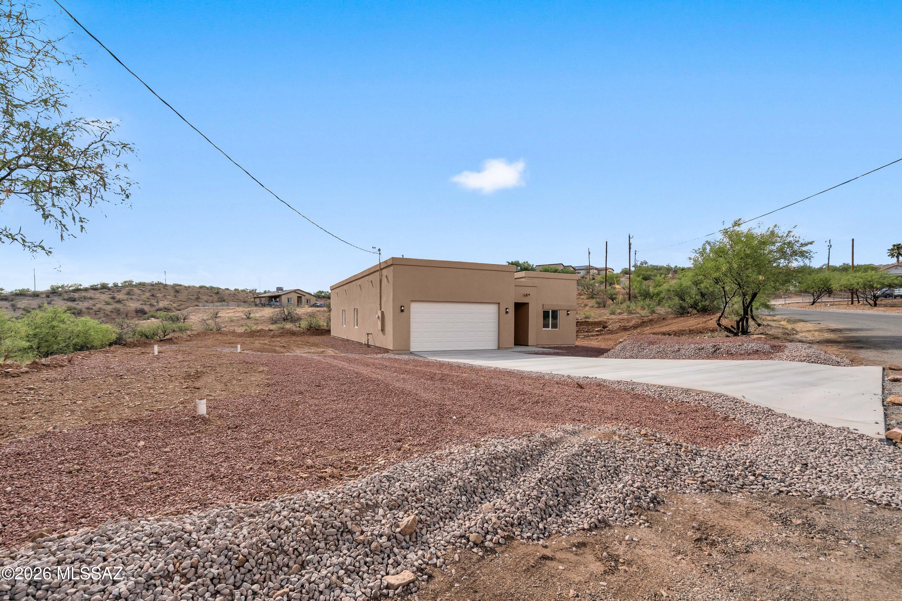 410 Camino Osito Rio Rico, AZ 85648 - Photo 3 of 33