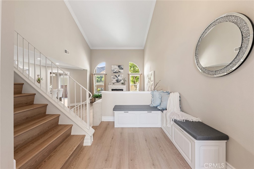 555 Canyon Hill Road San Dimas, CA 91773 - Photo 2 of 36