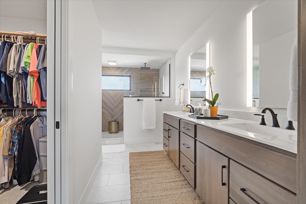 5305 Finlen Lane Bloomington, IL 61705 - Photo 26 of 42 a kitchen with a sink and a refrigerator