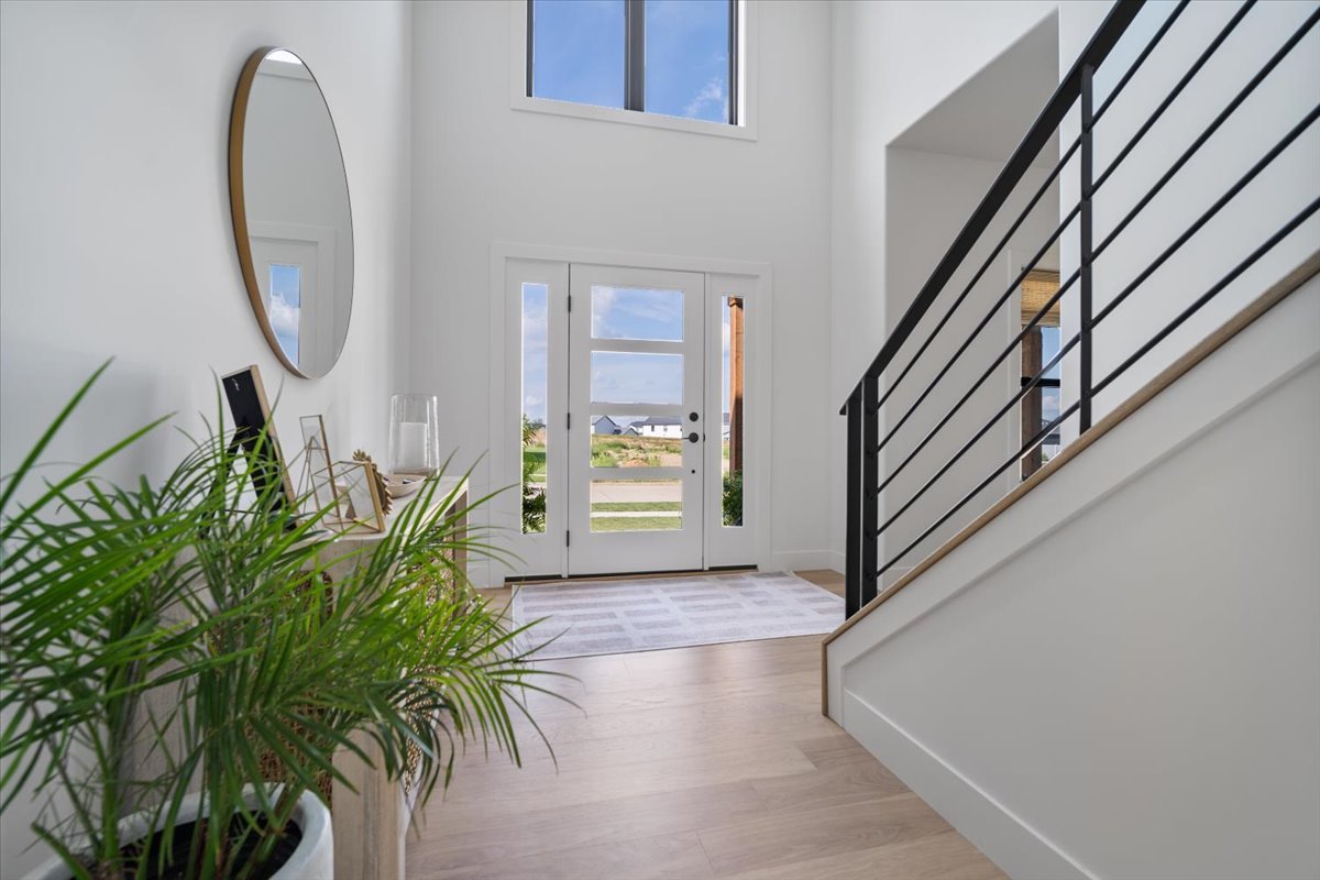 5305 Finlen Lane Bloomington, IL 61705 - Photo 6 of 42 a view of a hallway view with staircase