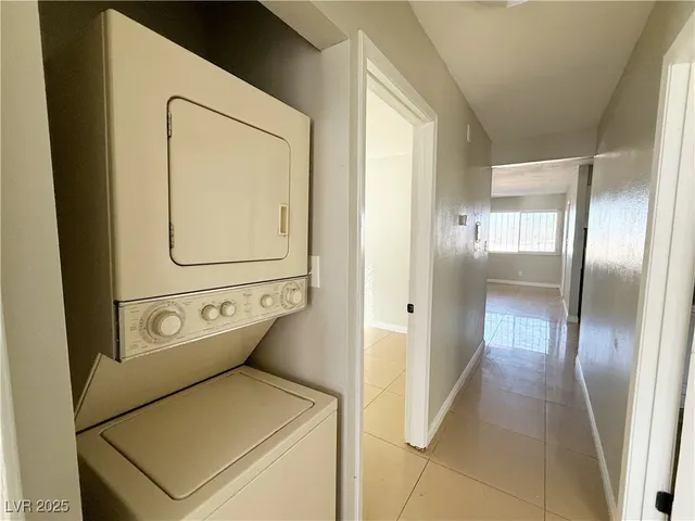 $1,195 | 2353 Exeter Drive, Unit B, Las Vegas, NV 89156