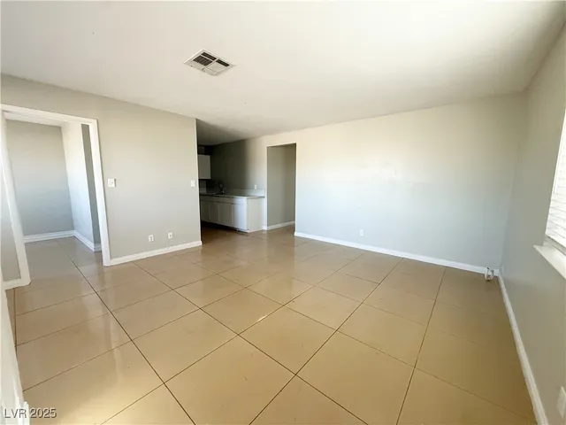 $1,195 | 2353 Exeter Drive, Unit B, Las Vegas, NV 89156
