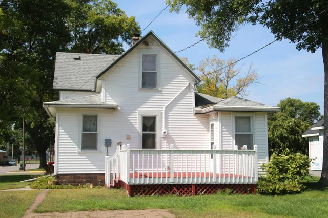 $64,000 | 451 2nd Street East, Hector, MN 55342