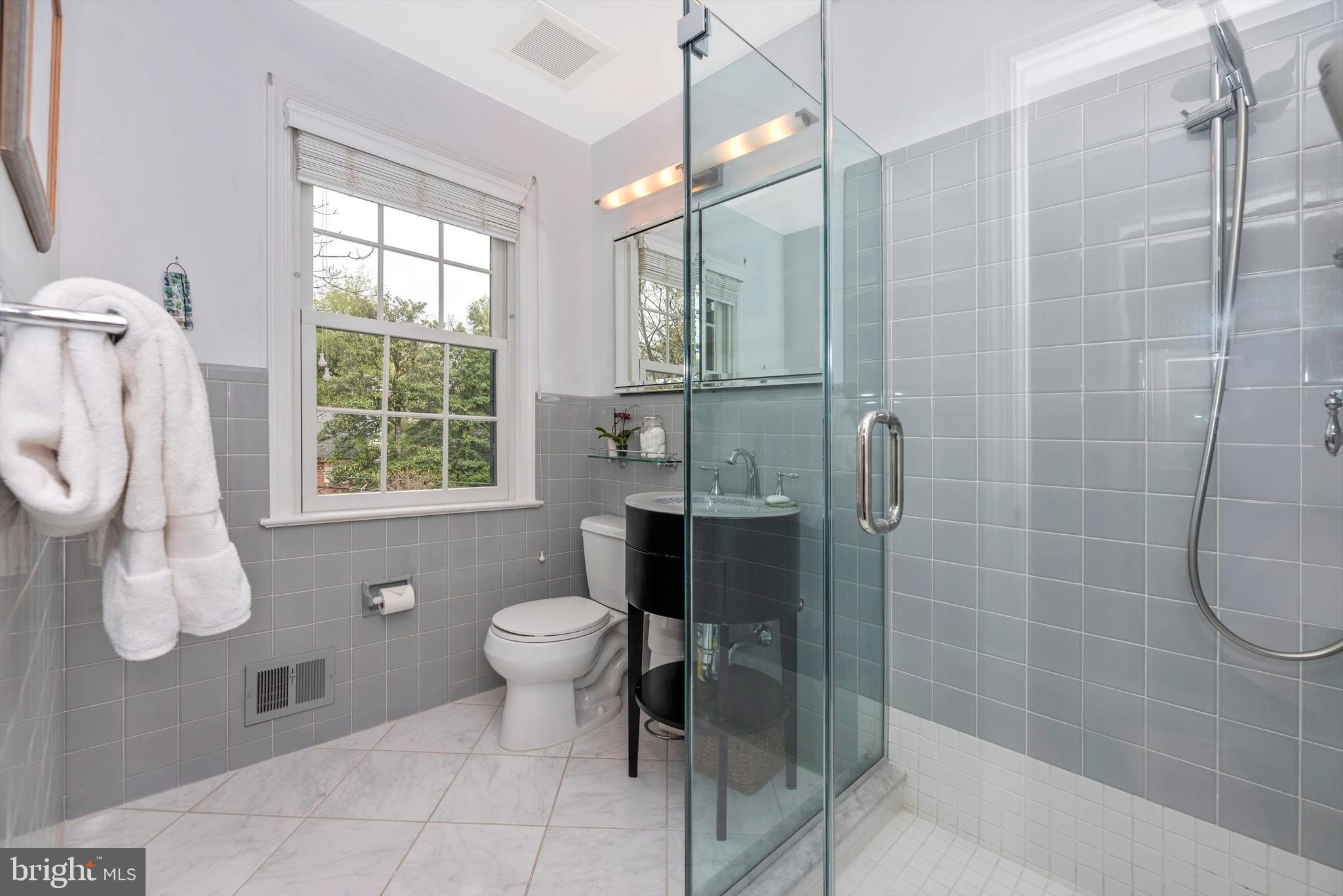 5108 Baltan Road Bethesda, MD 20816 - Photo 29 of 84