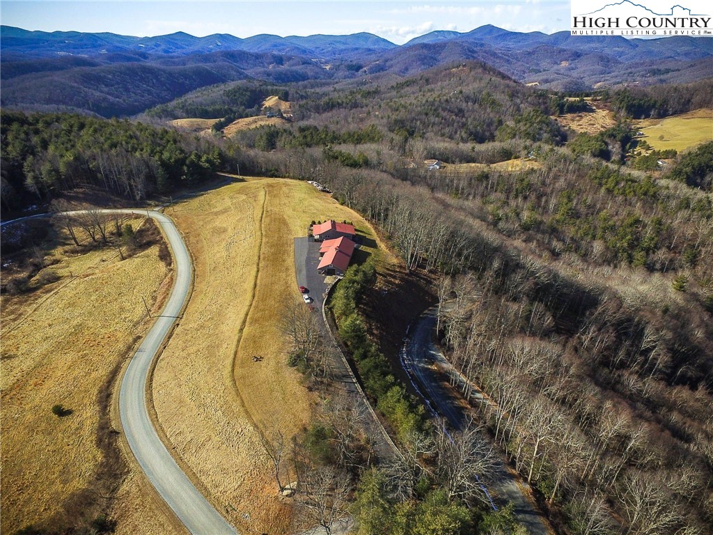 3935 Hardin Road Boone, NC 28607 - Photo 34 of 41 Gallery Image 34