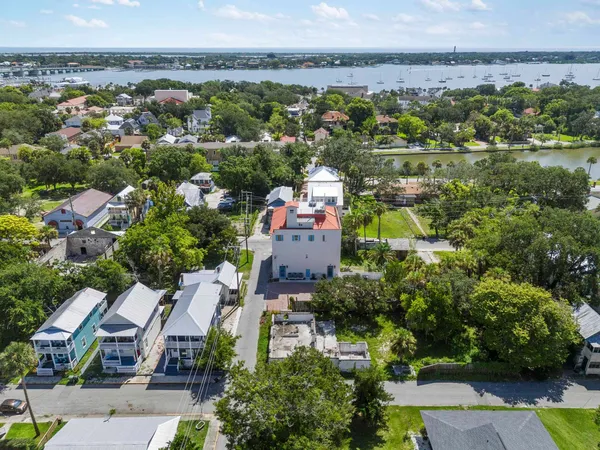 $1,750,000 | 92 Washington Street, St. Augustine, FL 32084