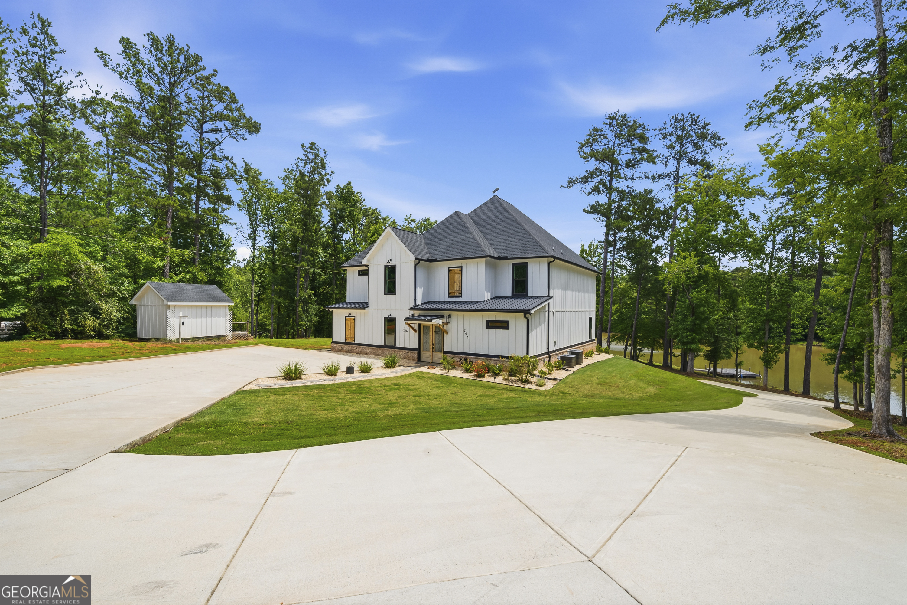 391 Parker Road Covington, GA 30014 - Photo 4 of 63