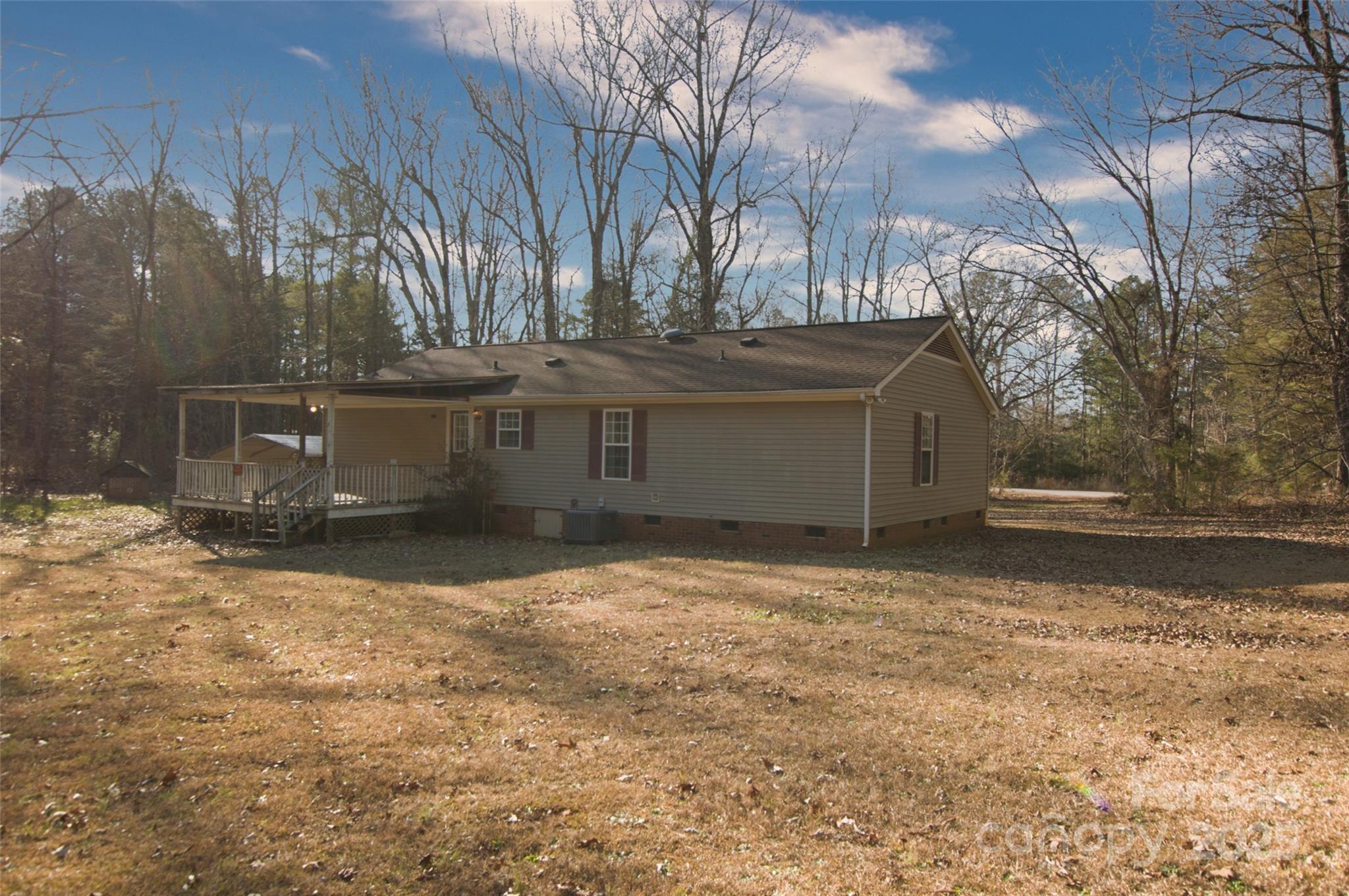 150 Orindawood Road McConnells, SC 29726 - Photo 6 of 21 a backyard of a house