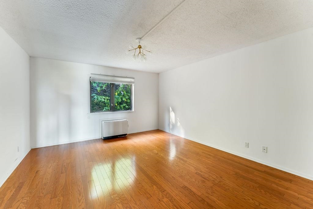 1150 River Road, Unit 4F Edgewater, NJ 07020 - Photo 10 of 20