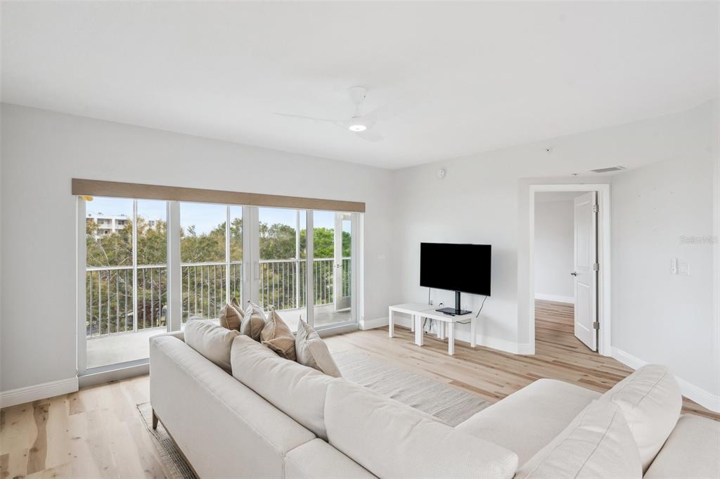 960 Starkey Road, Unit 10301 Largo, FL 33771 - Photo 4 of 48