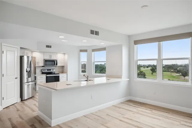 $499,900 | 960 Starkey Road, Unit 10301, Largo, FL 33771