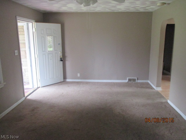 2391 Wadsworth Road Barberton, OH 44203 - Photo 5 of 20