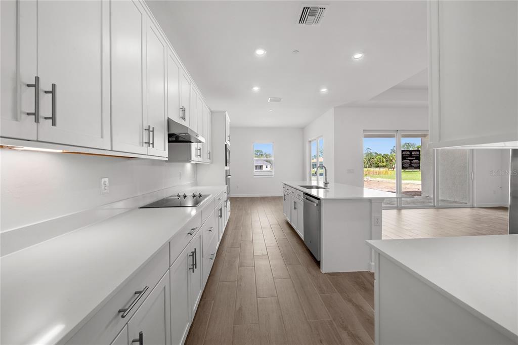 19227 Scallop Loop Lakewood Ranch, FL 34211 - Photo 14 of 36