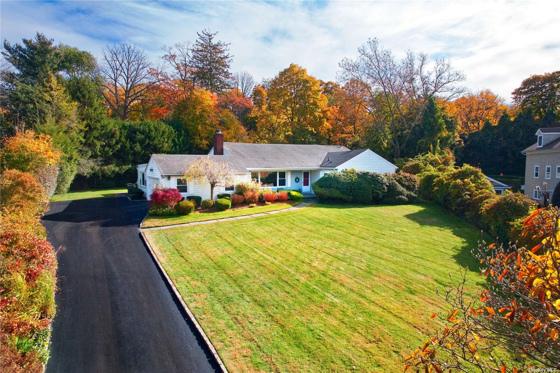 5 Gulls Cove, Manhasset, NY 11030 Compass