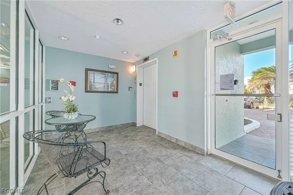 $449,900 | 22748 Island Pines Way, Unit 401, Fort Myers Beach, FL 33931