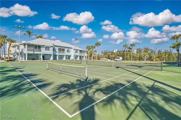 $449,900 | 22748 Island Pines Way, Unit 401, Fort Myers Beach, FL 33931
