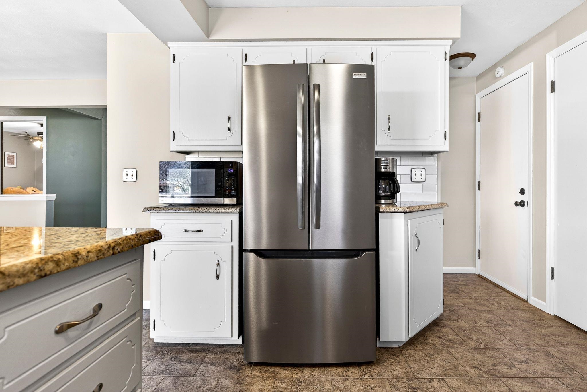 3008 East Bona Avenue Appleton, WI 54915 - Photo 15 of 54