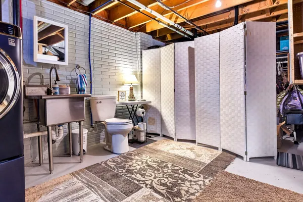 $352,000 | 3008 East Bona Avenue, Appleton, WI 54915