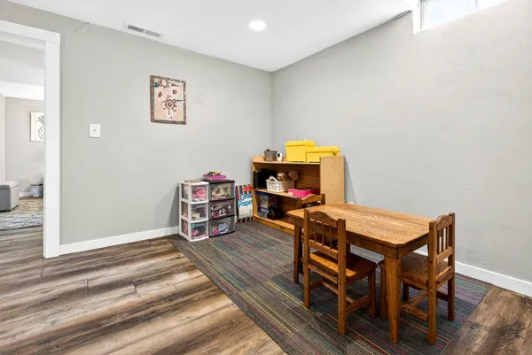 $352,000 | 3008 East Bona Avenue, Appleton, WI 54915