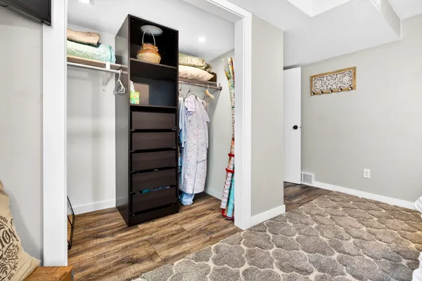 $352,000 | 3008 East Bona Avenue, Appleton, WI 54915