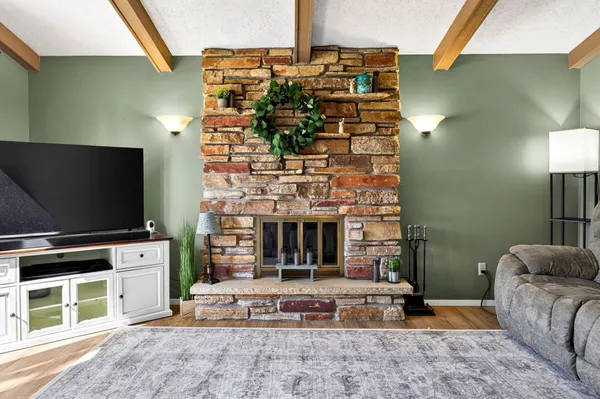 $352,000 | 3008 East Bona Avenue, Appleton, WI 54915