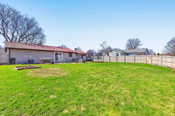 $352,000 | 3008 East Bona Avenue, Appleton, WI 54915