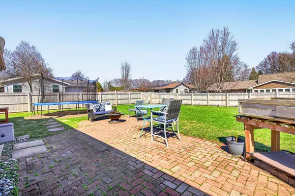 $352,000 | 3008 East Bona Avenue, Appleton, WI 54915