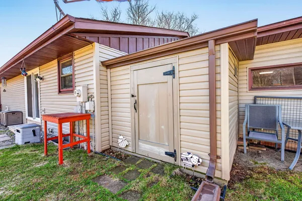 $352,000 | 3008 East Bona Avenue, Appleton, WI 54915