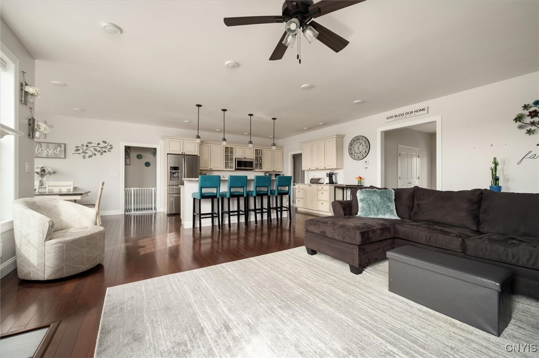 10080 Mallory Road Sauquoit, NY 13456 - Photo 12 of 48