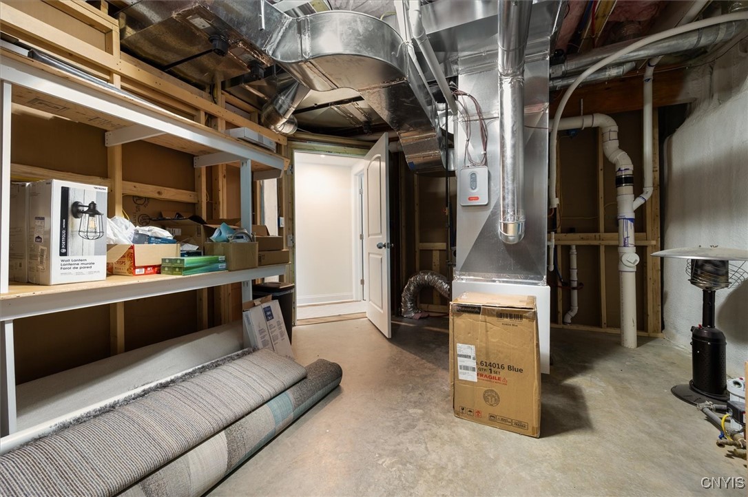 10080 Mallory Road Sauquoit, NY 13456 - Photo 42 of 48