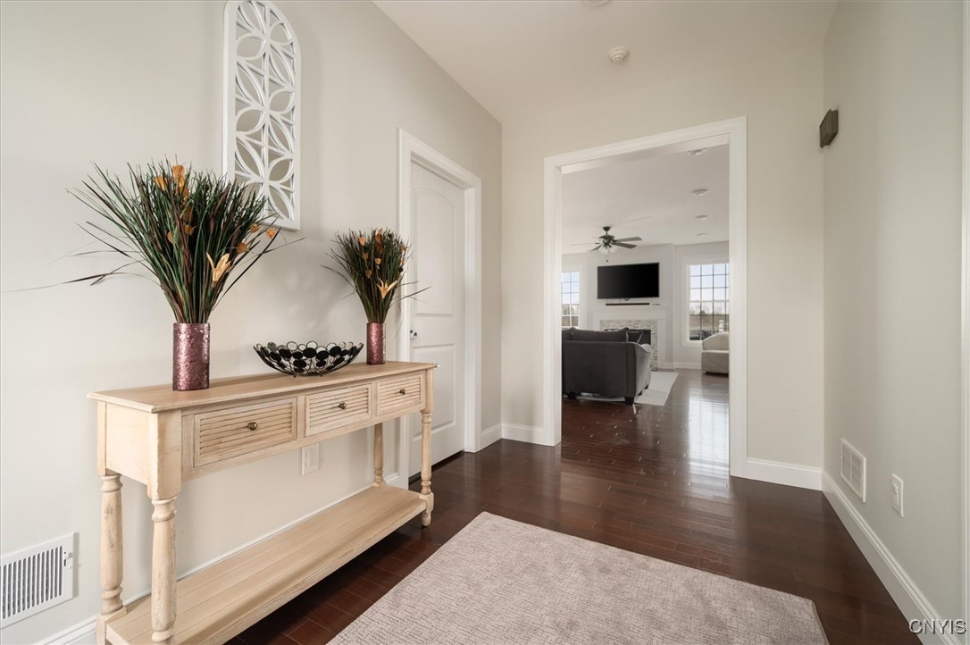 10080 Mallory Road Sauquoit, NY 13456 - Photo 6 of 48