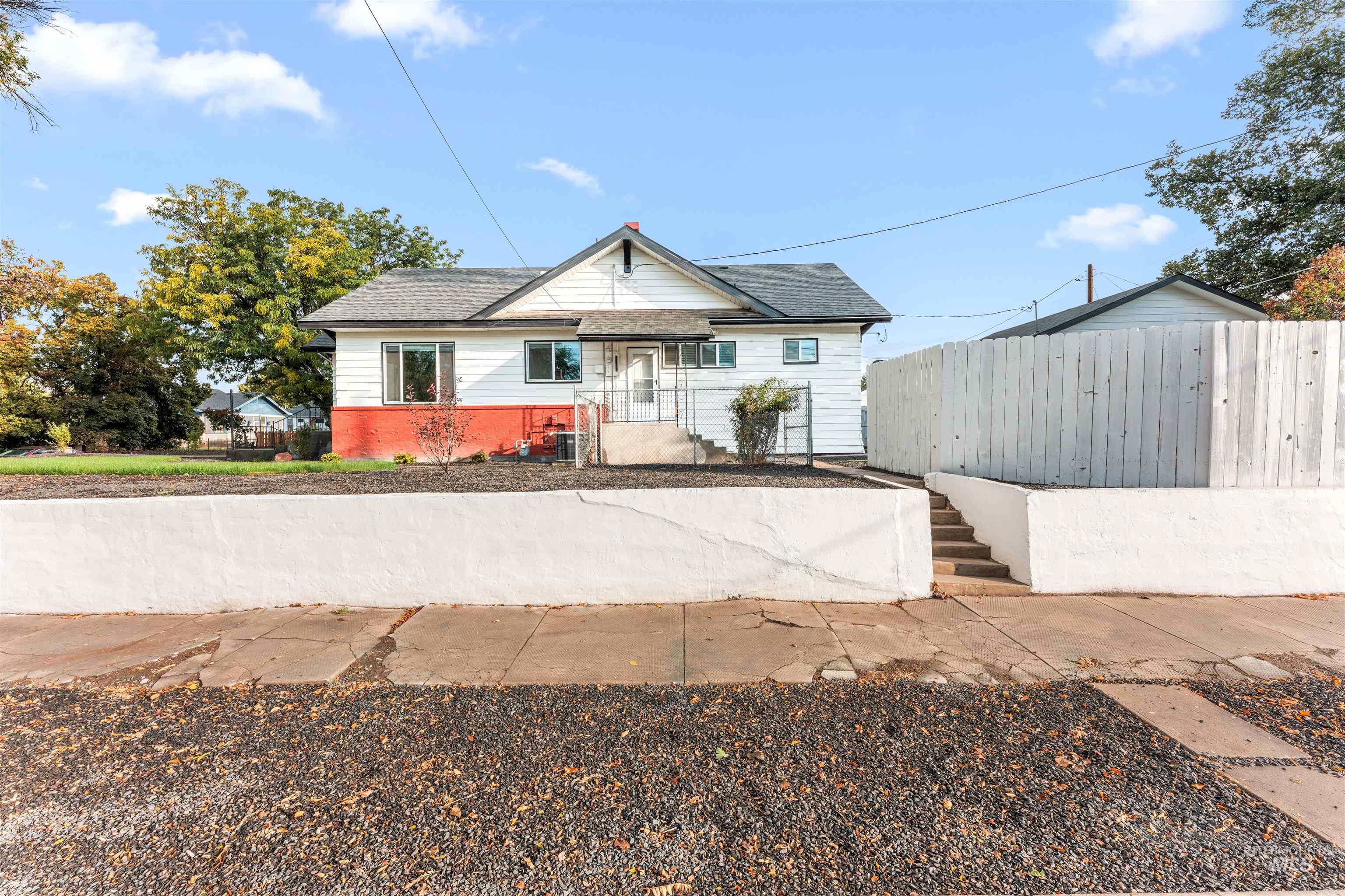 602 North 5th Street Parma, ID 83660 - Photo 11 of 48 Bungalow-style house featuring roof with shingles